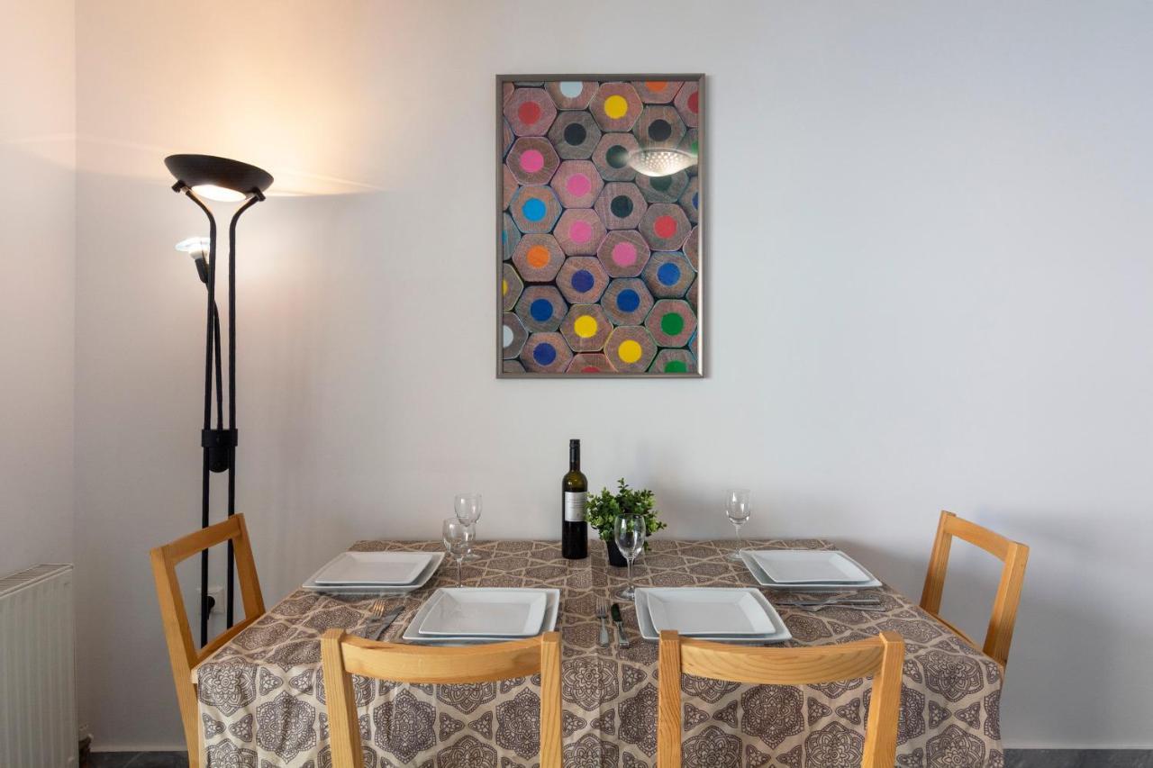 Central 3Bd Apt. Near Acropolis Aten Exteriör bild