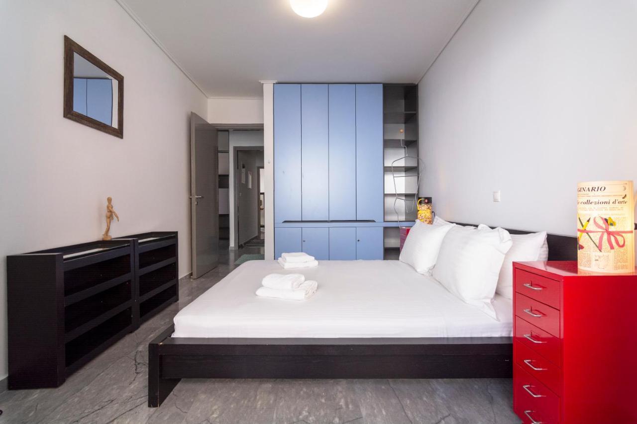 Central 3Bd Apt. Near Acropolis Aten Exteriör bild