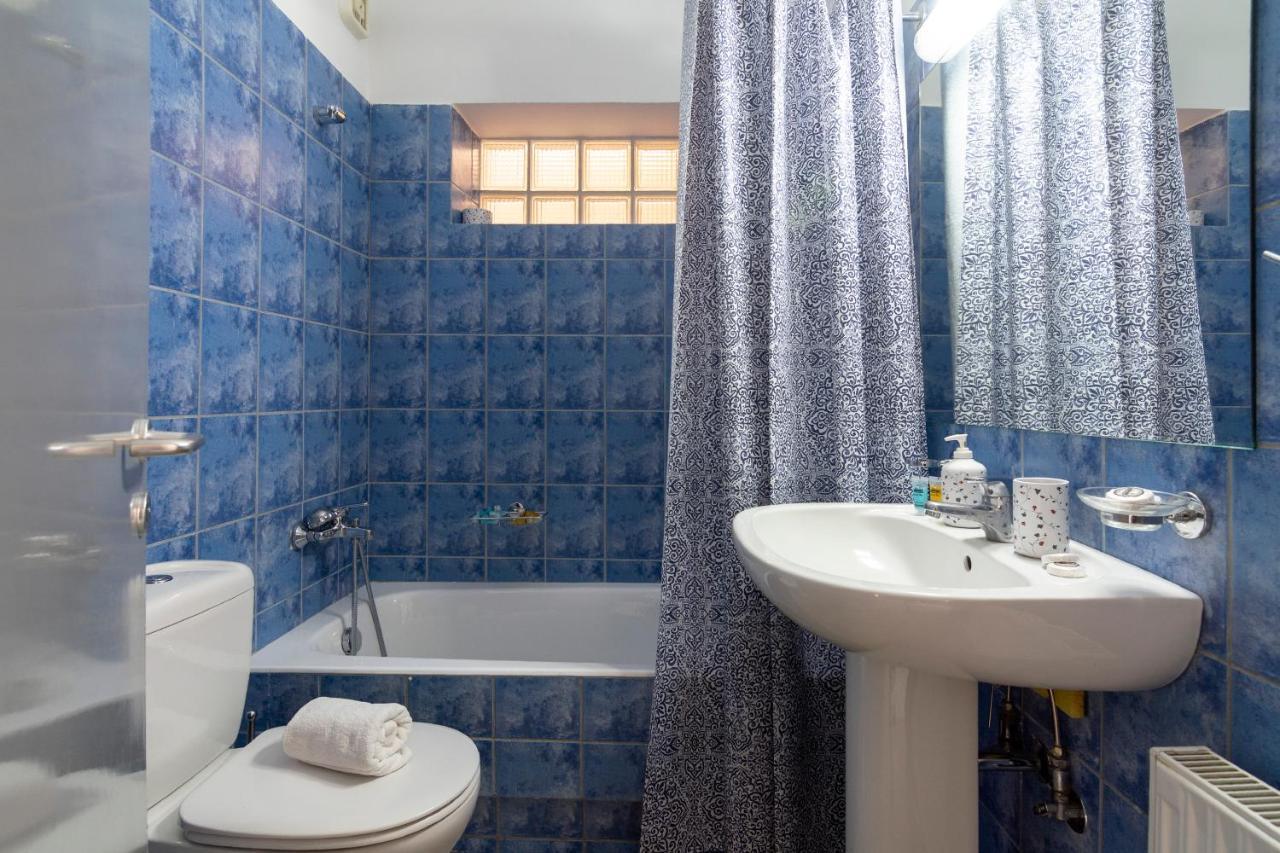 Central 3Bd Apt. Near Acropolis Aten Exteriör bild